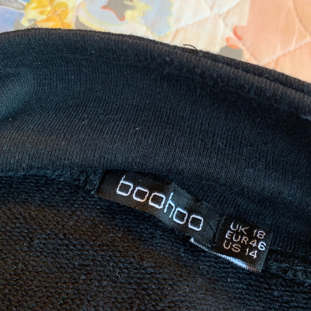 Color Block Zip Pull Sweater - Picture 5 of 5